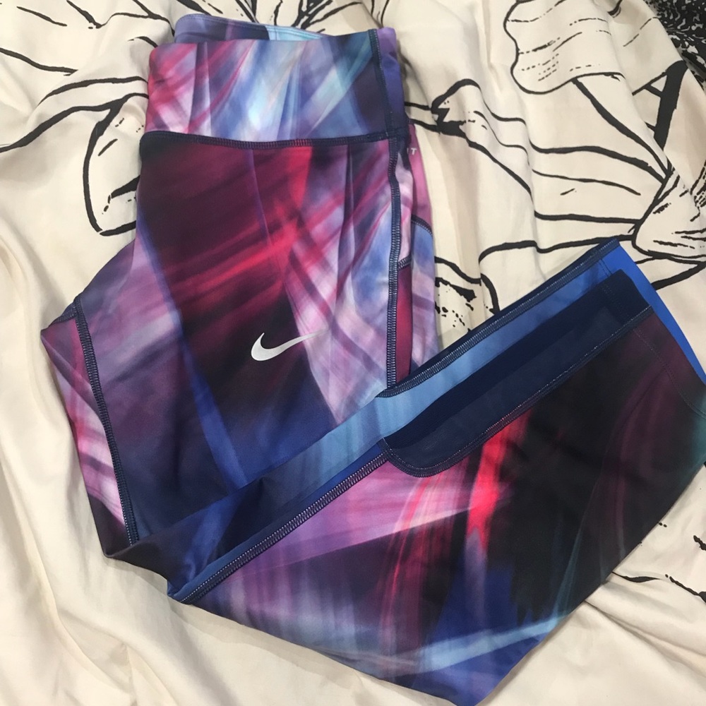 Nike Epic Run cropped pants